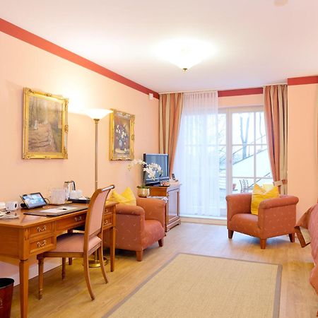 Hotel Villa Monte Vino พอทสดัม ภายนอก รูปภาพ